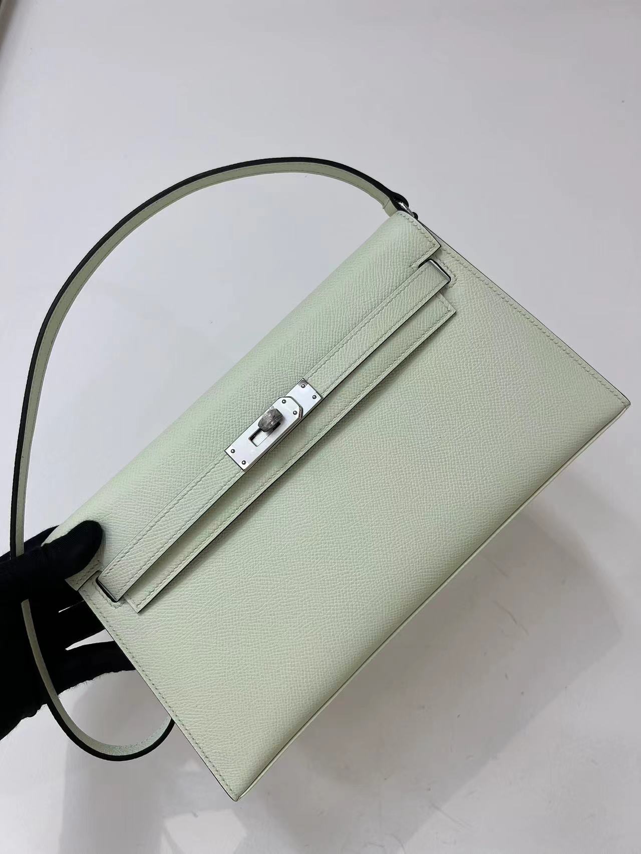 Hermes Kelly Elan Shoulder Bag in Pearl White Epsom Leather 